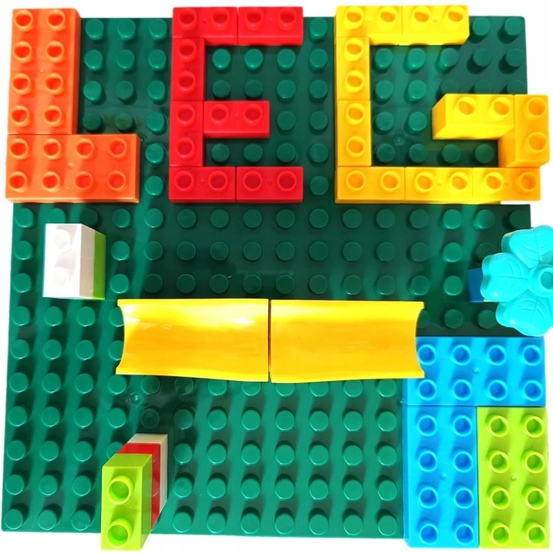 Bez Marki KONSTRUKCINĖ PLOKŠTELĖ 16x16 KAIŠČIŲ PAGRINDAS DUPLO BLOKELIAMS
