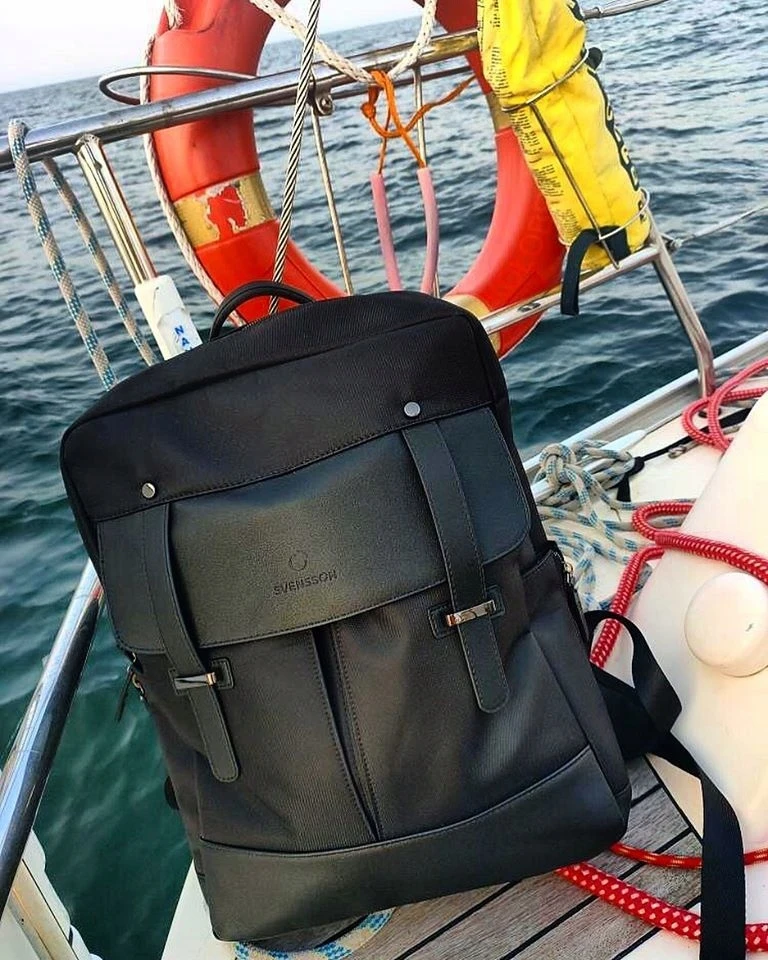 Bez Marki Kuprinė Svensson Gata 14.1"