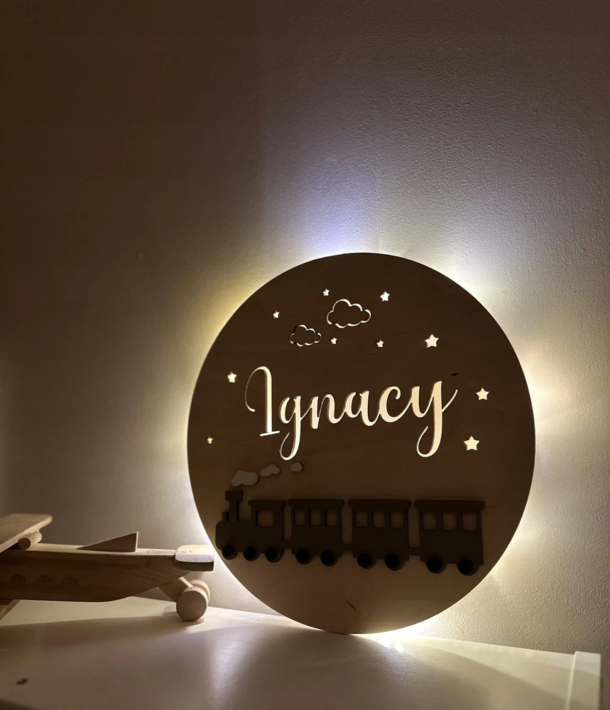 Bez Marki LAMPKA nocna LED dla dziecka Z IMIENIEM NA BATERIE POCIĄG CIUCHCIA
