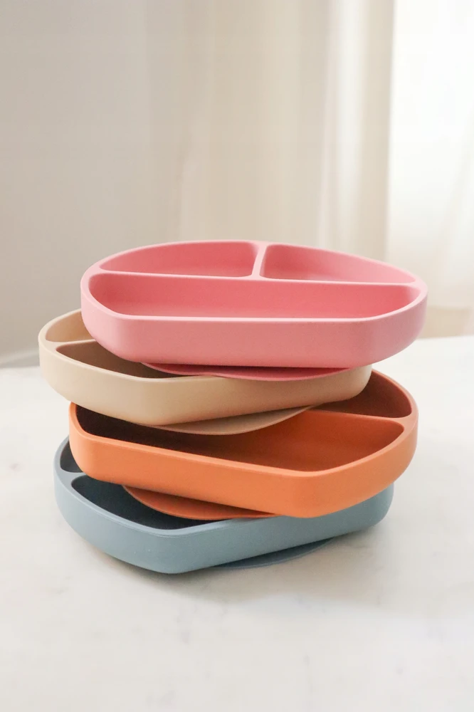 Bez Marki Lėkštė su siurbtuku + stalo įrankiai PREMIUM QUALITY MEDICAL SILICONE LFGB MYROYS