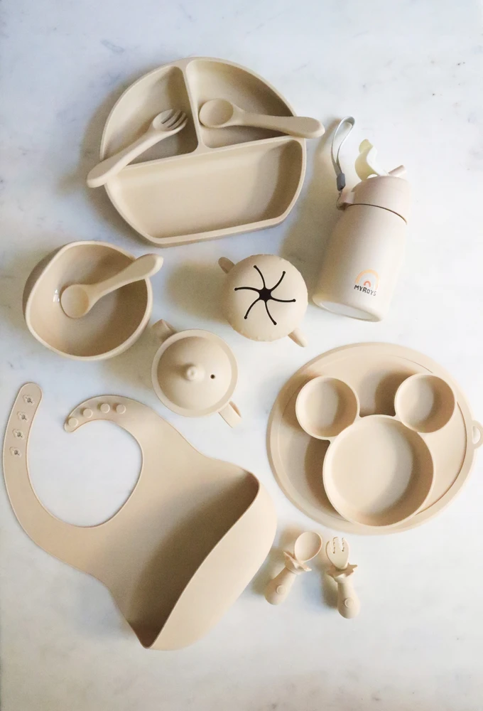 Bez Marki Lėkštė su siurbtuku + stalo įrankiai PREMIUM QUALITY MEDICAL SILICONE LFGB MYROYS
