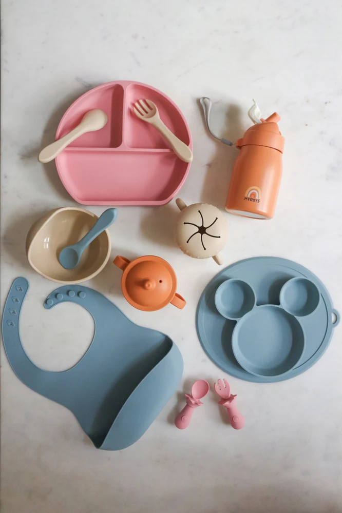 Bez Marki Lėkštė su siurbtuku + stalo įrankiai PREMIUM QUALITY MEDICAL SILICONE LFGB MYROYS