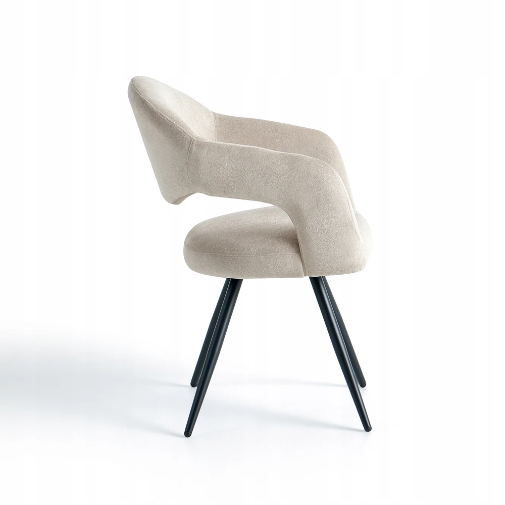 Bez Marki Minkšta valgomojo kėdė Šviesiai smėlio spalvos modernios juodos plieninės kojos
