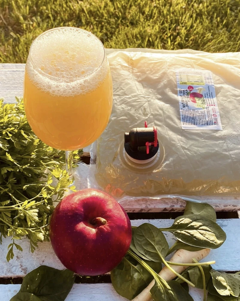 Bez Marki Obuolių špinatų petražolių sultys, spaustos 100% NFC sultys, 3 l šviežios
