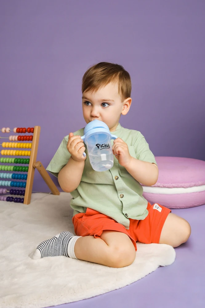 Bez Marki Piciuś Sippy buteliukas vaikams su svertu šiaudeliu 240 ml 6m+ FIG