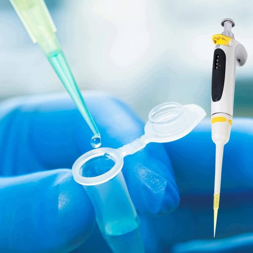Bez Marki PIPETĖS ANTGALIS 1000 VIENETŲ 200UL UNIVERSALUS PLASTIKAS GELTONAS