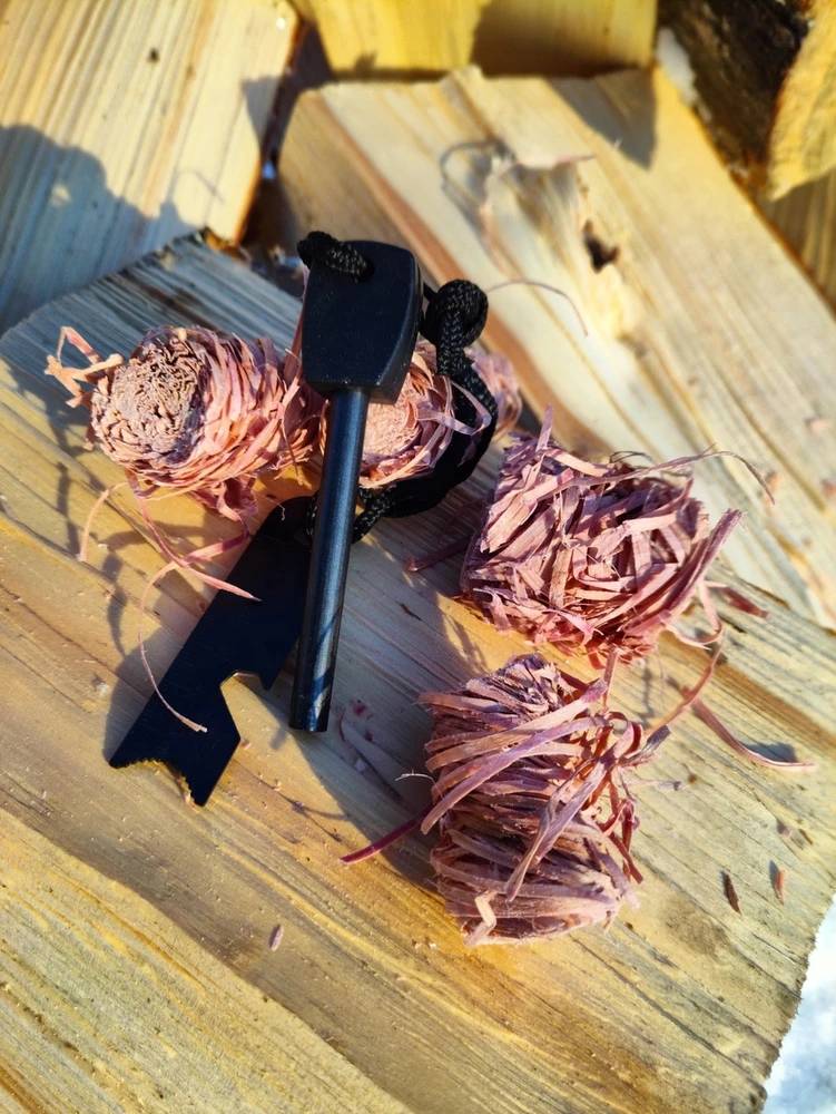 Bez Marki PIRMA SU KINDLING KIT SURVIVAL BUSHCRAFT LIGHTER