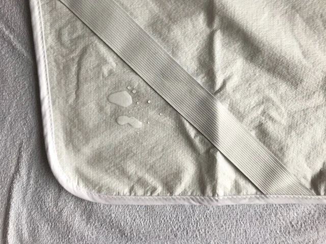Bez Marki PODKŁAD NA Čiužinys DO ŁÓŻECZKA 60x120 cm WODOODPORNY OCHRANIACZ MATA TOPPER