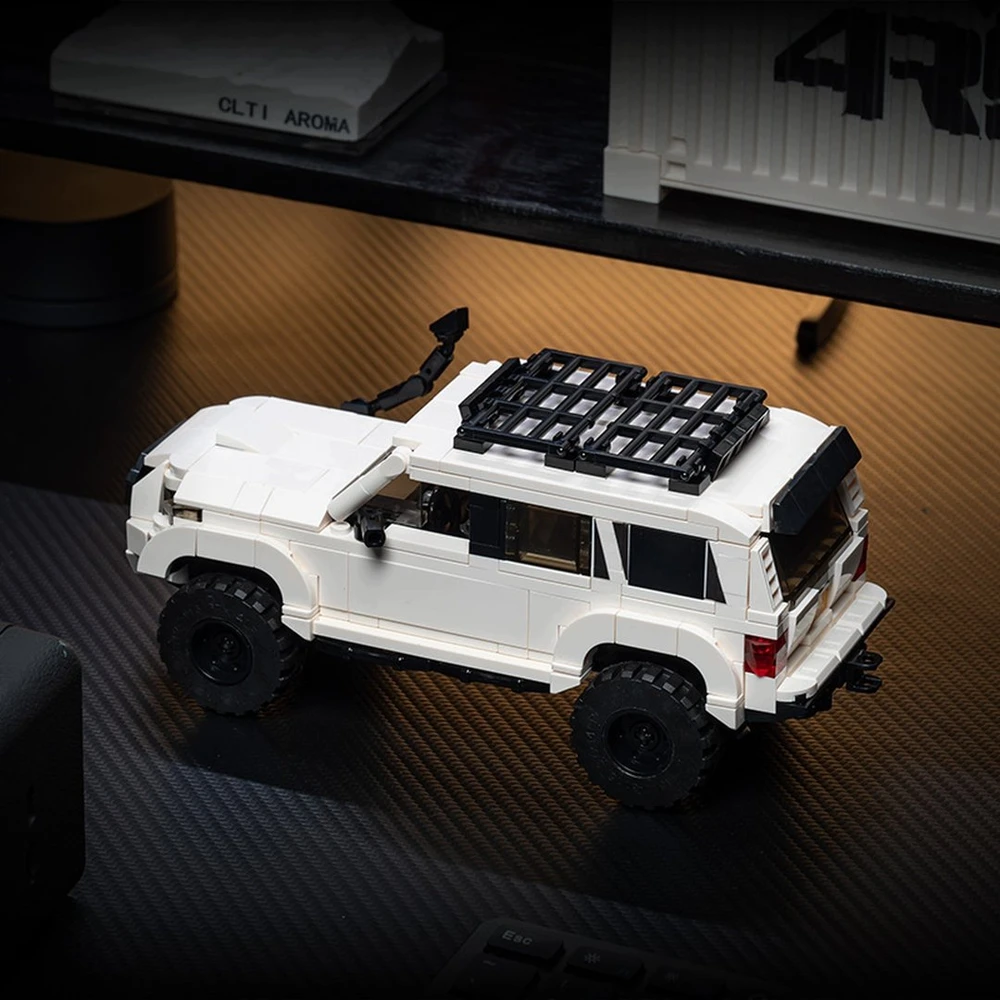 Bez Marki PowerBuild Klocki Samochód Toyota 4Runner SR5 PRO 540 el. 1:32 -Lic. Toyota