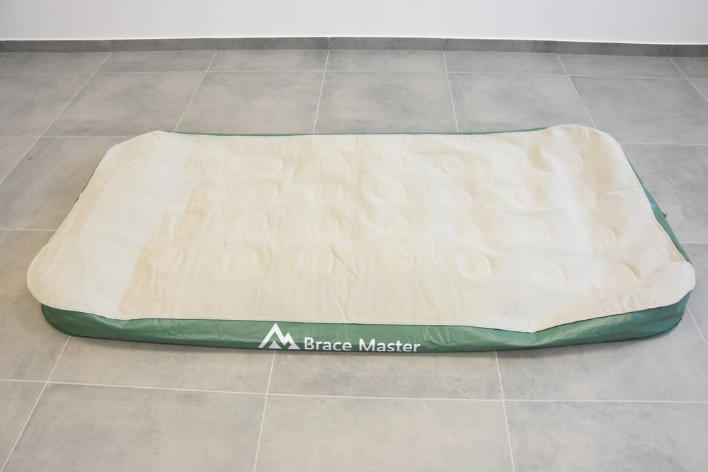 Bez Marki Pripučiamas čiužinys Brace Master 203x152x28 cm, žalias