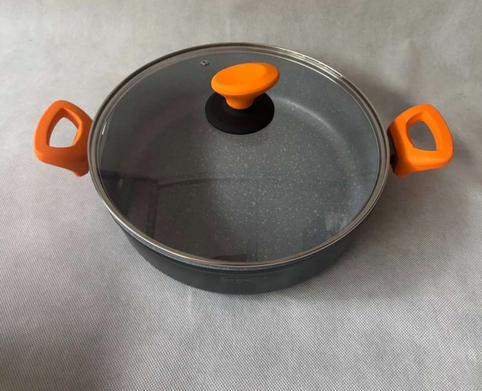 Bez Marki Puodas su dangčiu 28cm
