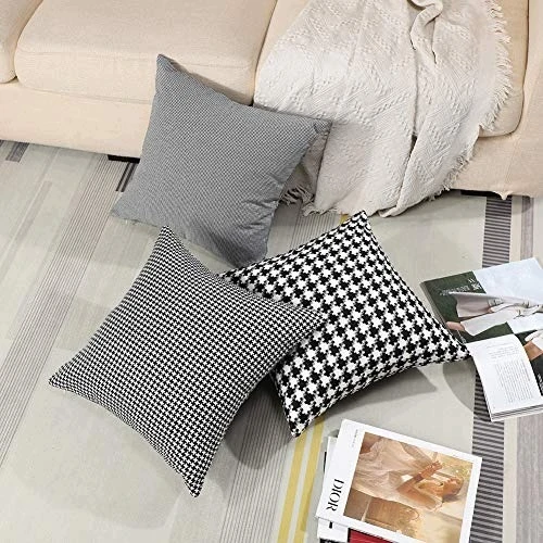 Bez Marki Rinkinys 3 POSZEWEK NA PODUSZKI W STYLU VINTAGE 45 X 45 CM TRADYCYJNY WZÓR