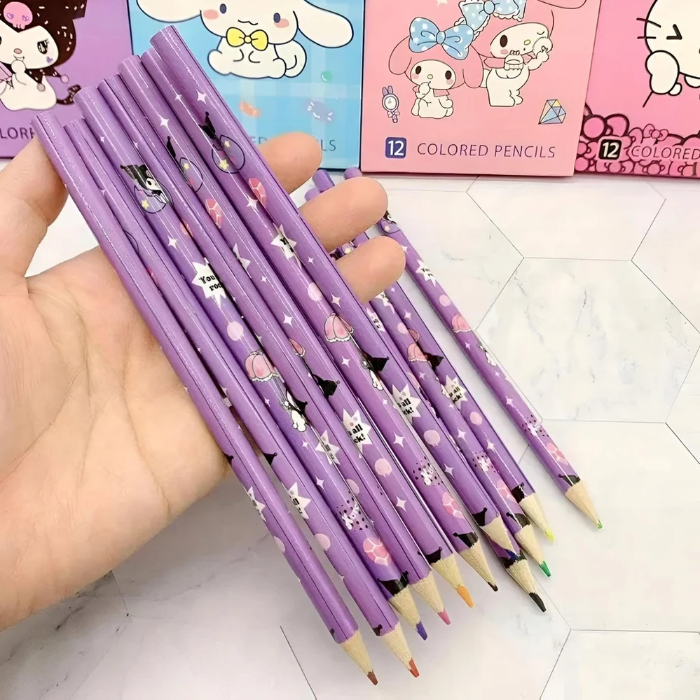 Bez Marki Rinkinys KREDEK OŁÓWKOWYCH Kredki ołówkowe 12 kolorów Kuromi Sanrio Kawaii