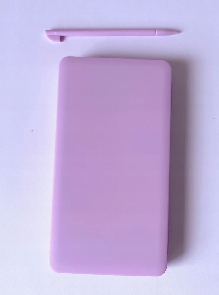 Bez Marki „Scientific Calculator 240“ veikia su 6 colių violetinės spalvos nešiojamuoju kompiuteriu
