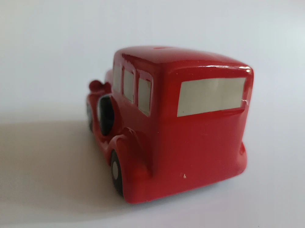 Bez Marki SKARBONKA AUTKO OTWIERANA CERAMICZNA SAMOCHÓD