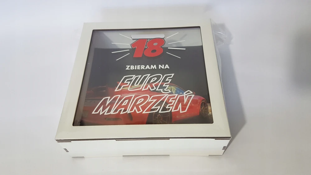 Bez Marki SKARBONKA DREWNIANA URODZINY PREZENT
