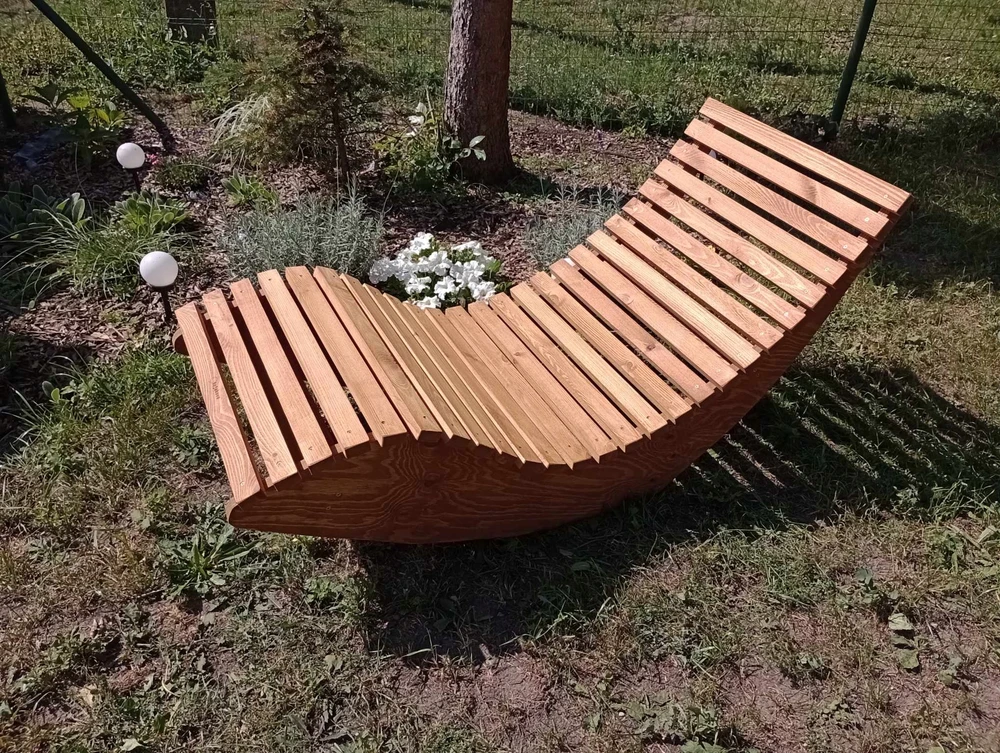 Bez Marki Supamas sodo gultas, skirtas SPA zonai, terasoje