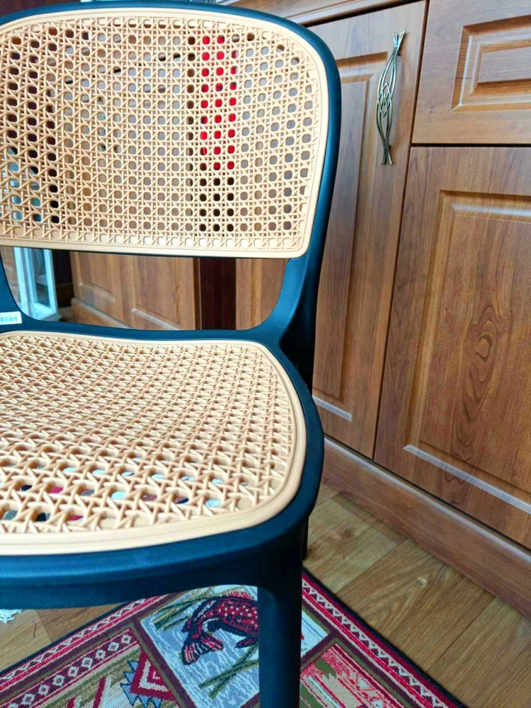 Bez Marki Technorattan rotango kėdė, juoda, balkonas, terasa, virtuvė, svetainė, šviesa
