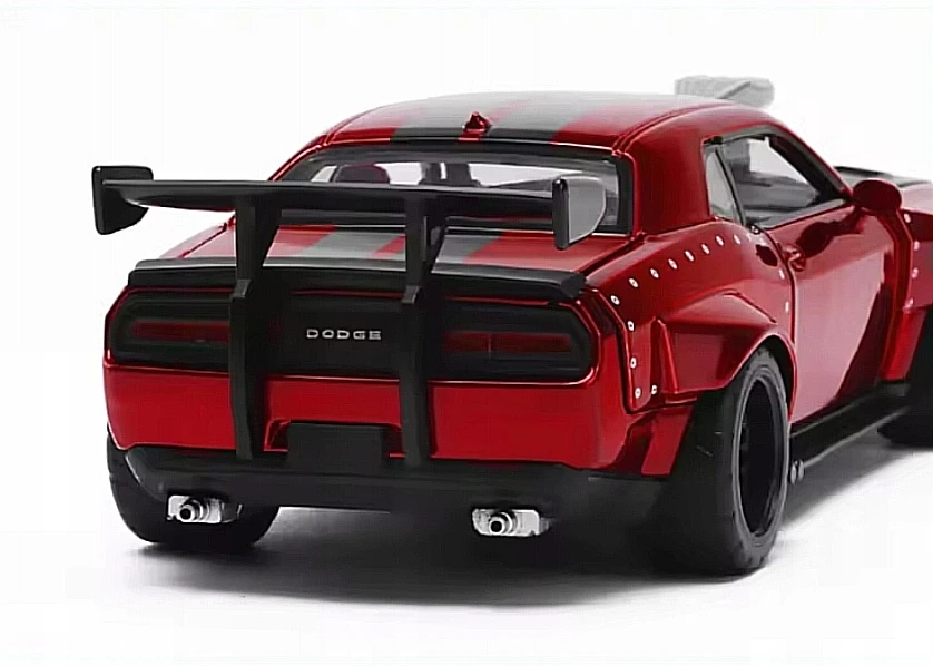 Bez Marki TUNINGO rinkinys Dodge Challenger 1:36 dovana berniukui 8x ratai