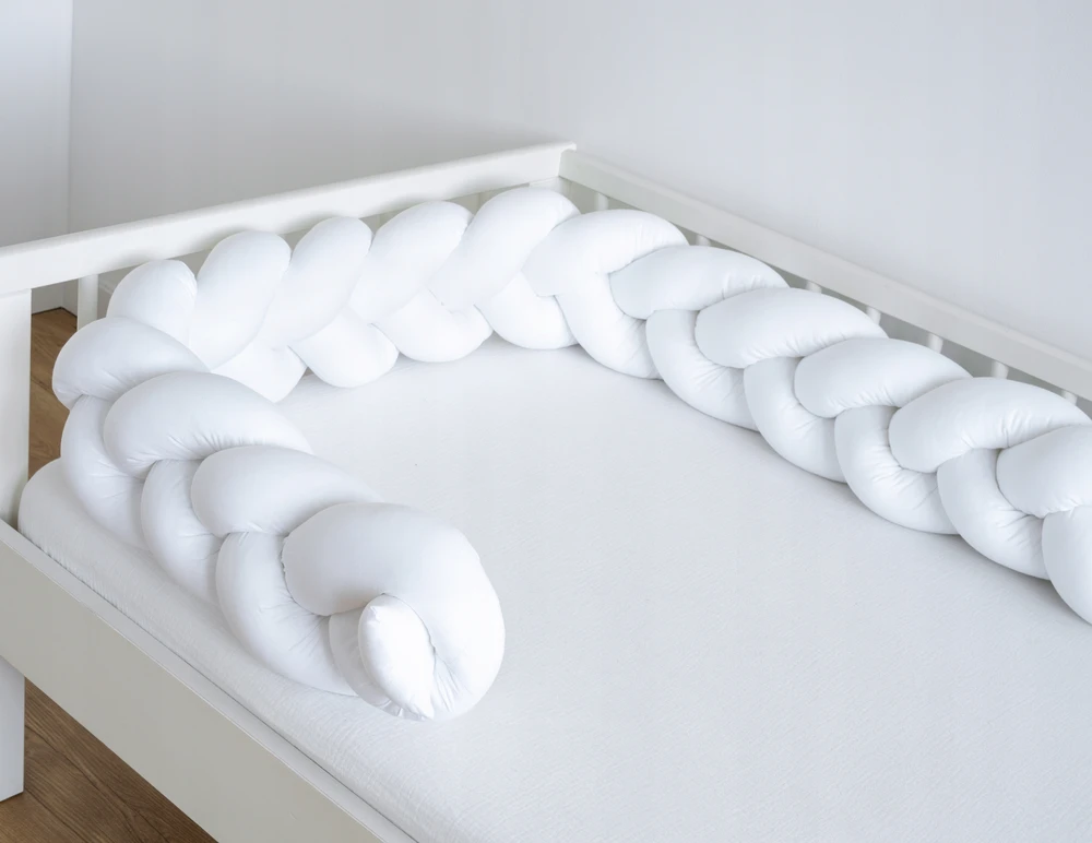 Bez Marki WARKOCZ Ochraniacz do łóżeczka Ochraniacz 300 cm Medvilnė Balta