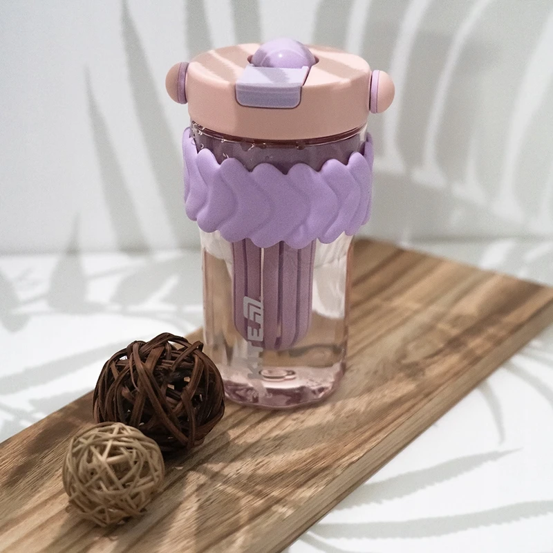 Bidonas su vaisių skyriumi Kite 700 ml, mokyklai