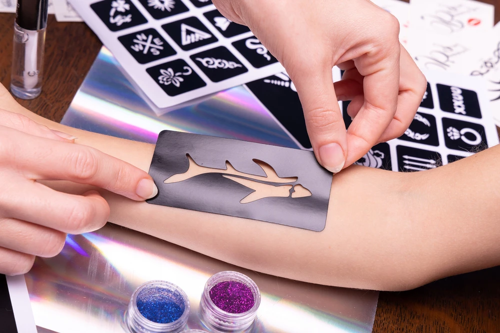 BK TATTOO STUDIO RINKINYS GLITTER PLAUNAMS TATUiruotėms