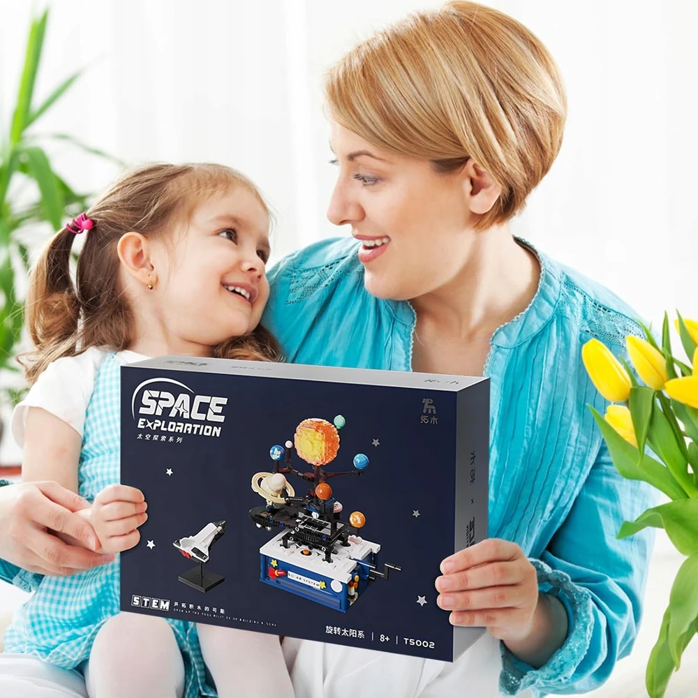 BLOKUOJA SAULĖS SISTEMĄ 757 ELEMENTAI LAIKOMOJI ŽAISLŲ PLANETOS MODELIS