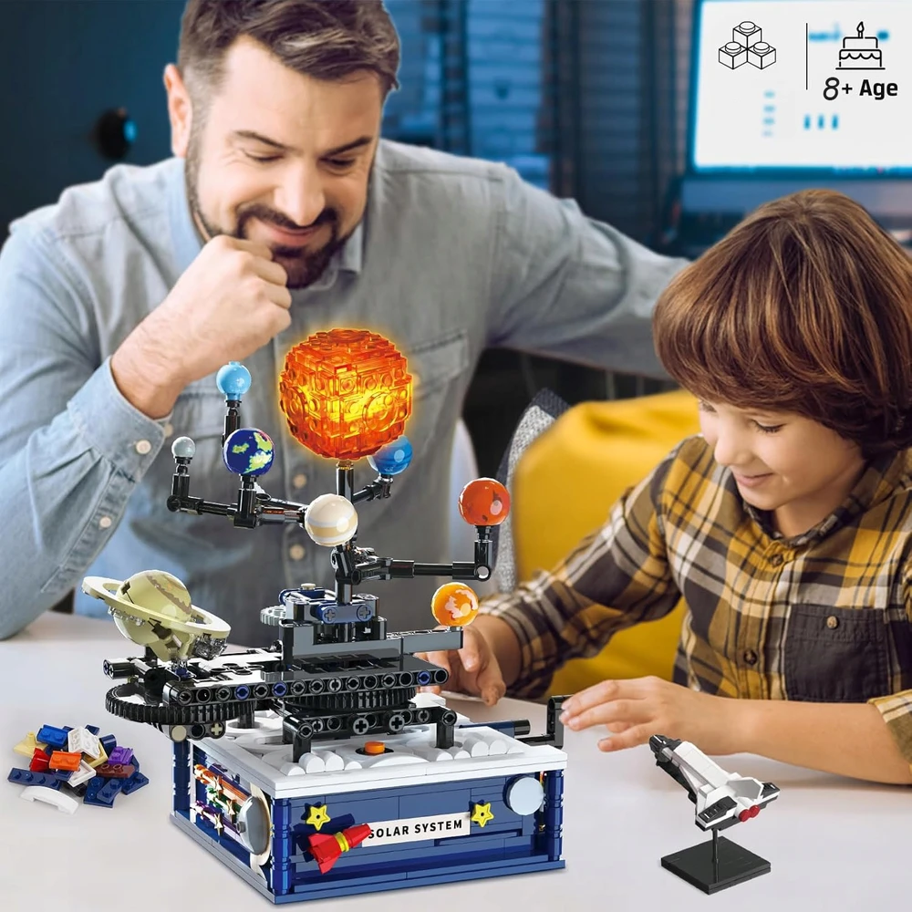BLOKUOJA SAULĖS SISTEMĄ 757 ELEMENTAI LAIKOMOJI ŽAISLŲ PLANETOS MODELIS