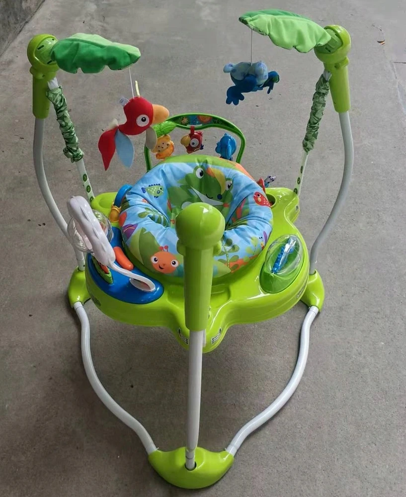 Bobo San JUMPER WALKER TROPINIŲ MIŠKŲ MELODIJAS ŠVIESOS INTERAKTYVUS GARSO