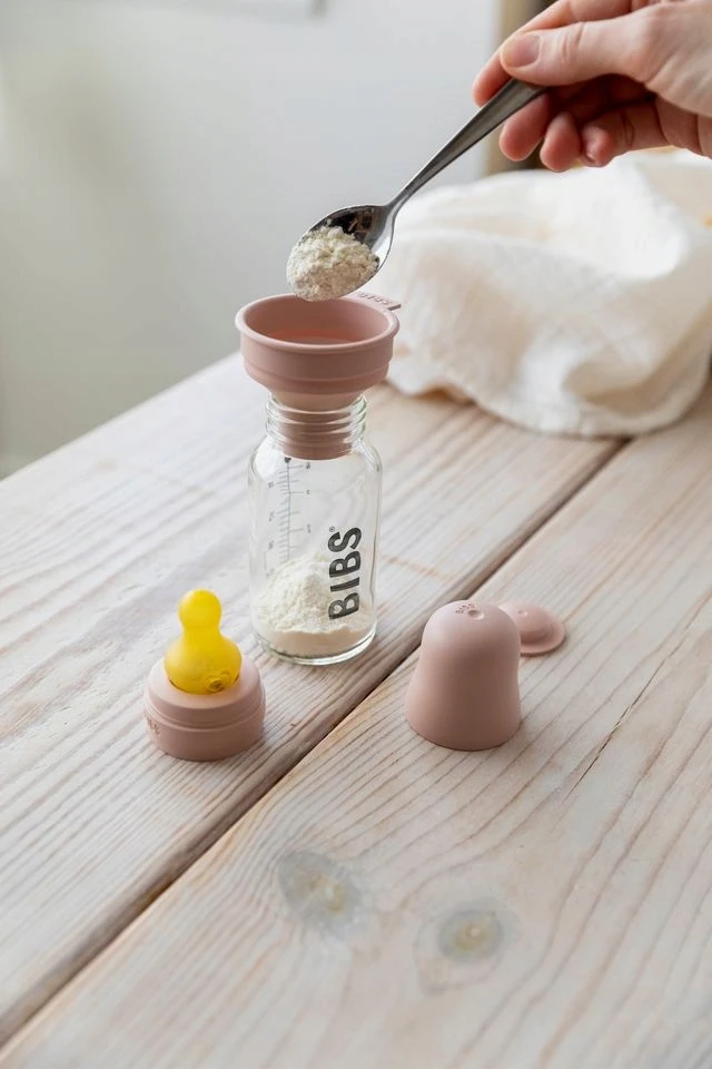 BIBS stiklinis buteliukas nuo dieglių 225 ml (Blush) pilnas komplektas