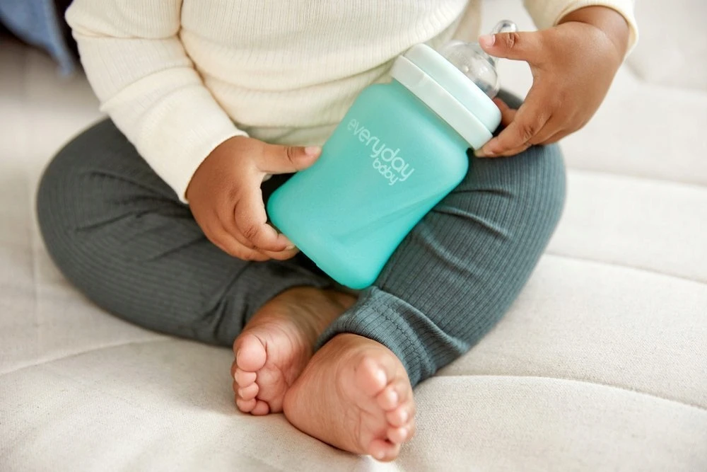 Buteliukas kūdikiui su čiulptuku 0-3m 150 ml STIKLAS + SILIKONAS Everyday Baby