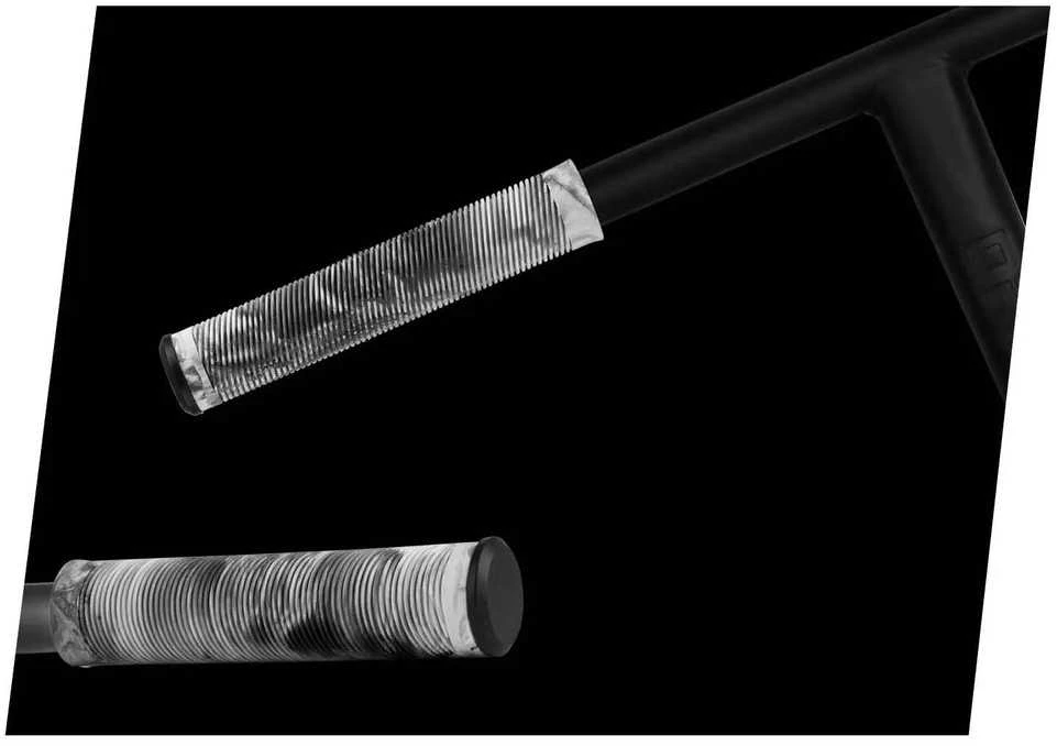 buvo Paspirtukų rankenėlės juodos ir baltos 160 mm G3 2 vnt.