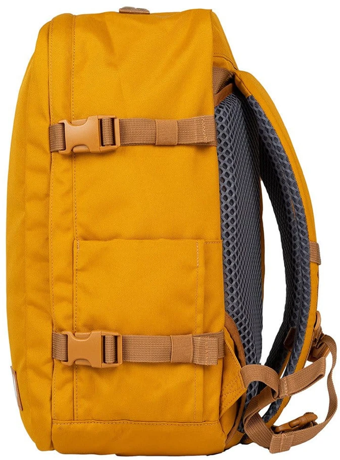 CabinZero Cabin Zero Classic Plus 32l - Kelioninis Kuprinės-rankinės Dydis