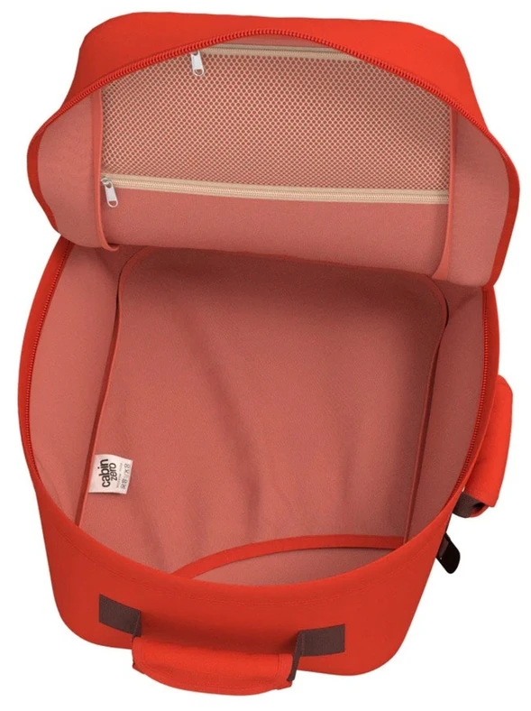 Cabinzero Classic 36l kelioninis rankinis bagažo kuprinė, raudona