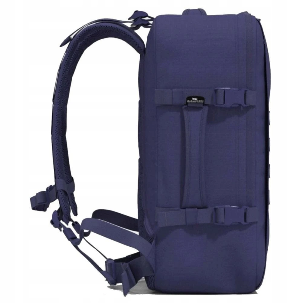 Cabinzero Military 44l kelioninis lagaminas-kuprinė Galaxy