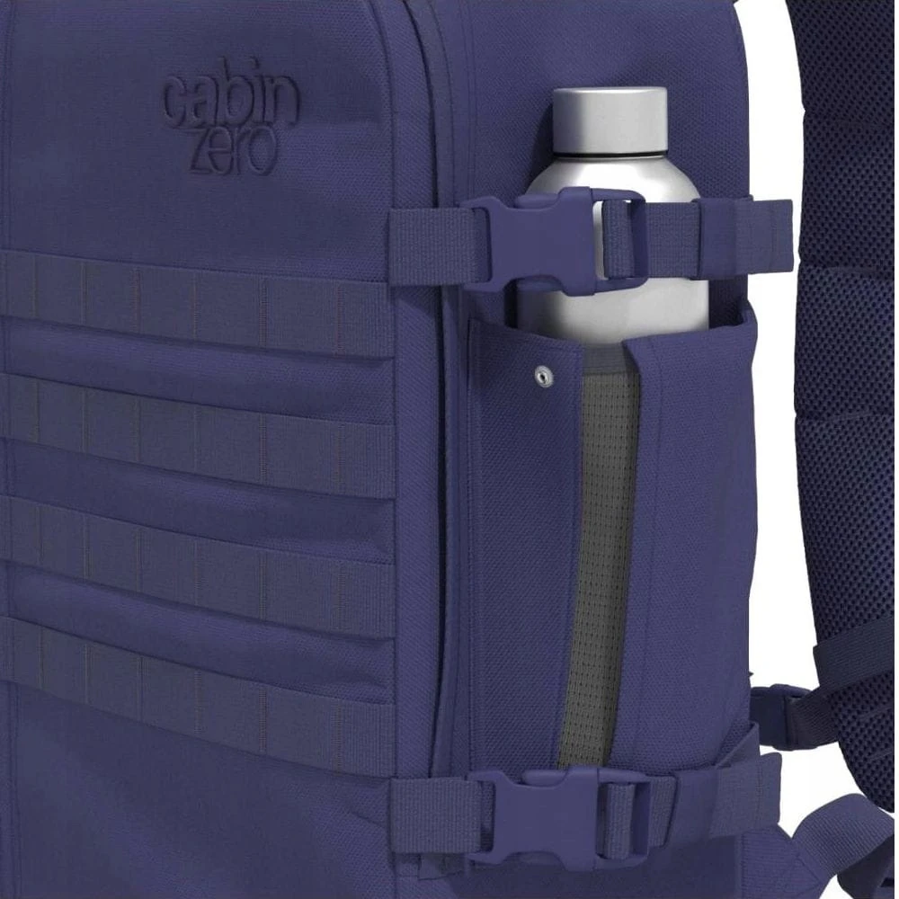Cabinzero Military 44l kelioninis lagaminas-kuprinė Galaxy