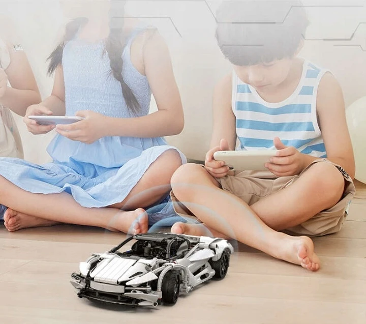 CADA BLOKAI NUOTOLINIO PULTO VALDOMAS SPORTINIS AUTOMOBILIS SUPER STORM 30CM 402EL DUAL
