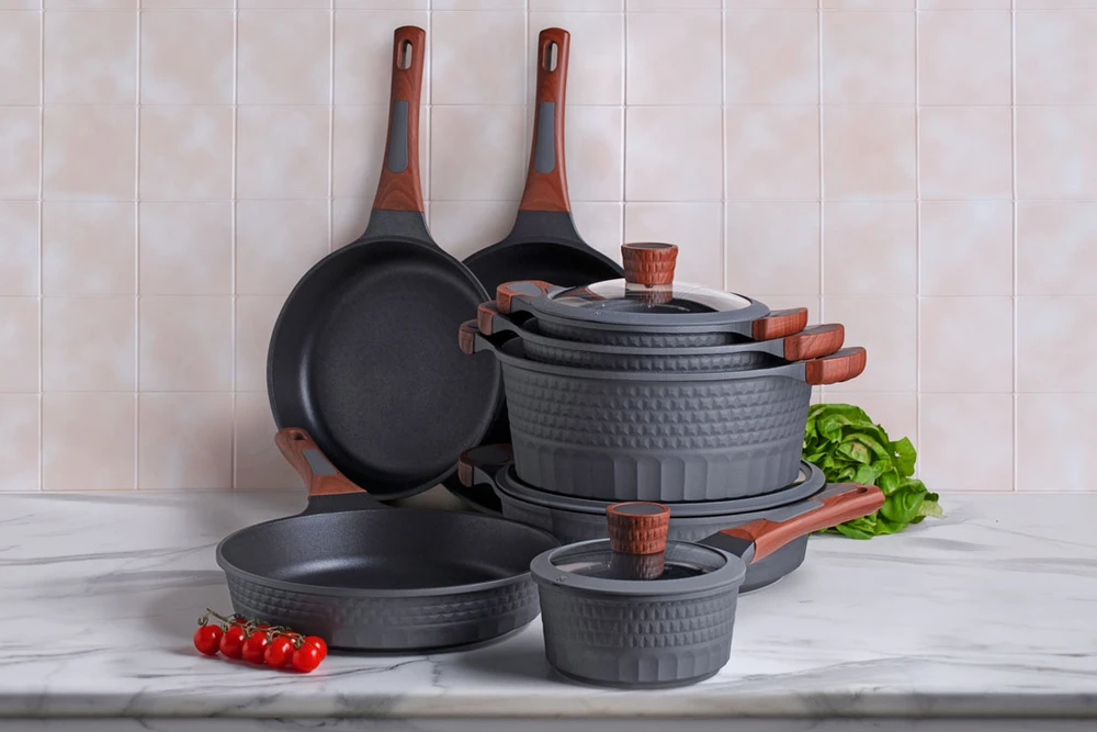 CASSEROLE D20CM 2.6L/93501 RESTO 93501 (4260403579022)