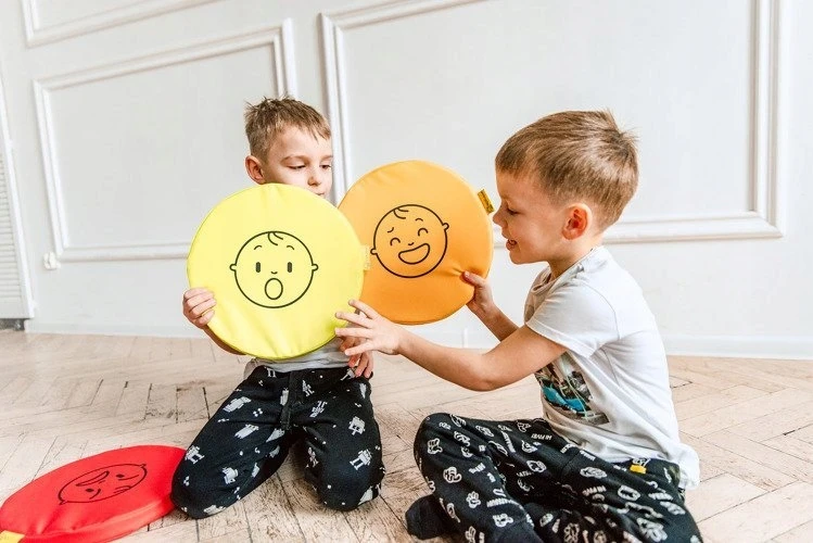 Centrum Akson Emocijų pagalvėlės iš eko odos, 6 vnt.