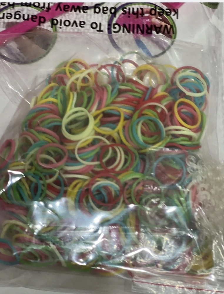 Character Options SHIMMER N SPARKLE – SQUISH MAGIC BUBBLE BANDS (17343)