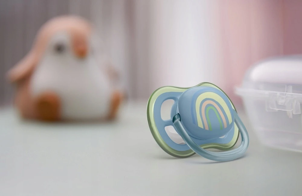 Čiulptukas Philips Avent Ultra Air Deco Rainbow, 0-6 mėn, 1 vnt.