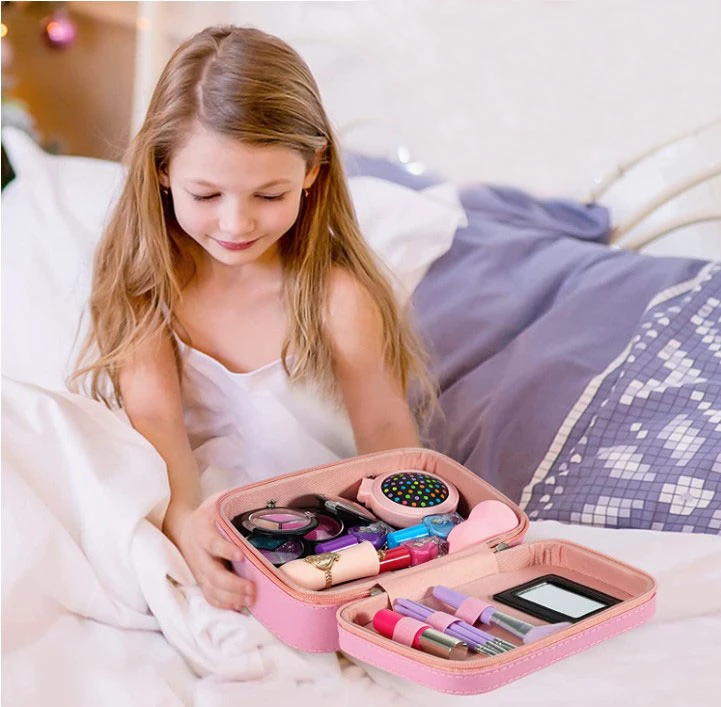 click4TOYS KOSMETIKA VAIKAMS DAŽYTI MIAŽIŲ DĖŽELĖS ŠEŠĖLIAI NAGAI Makiažas