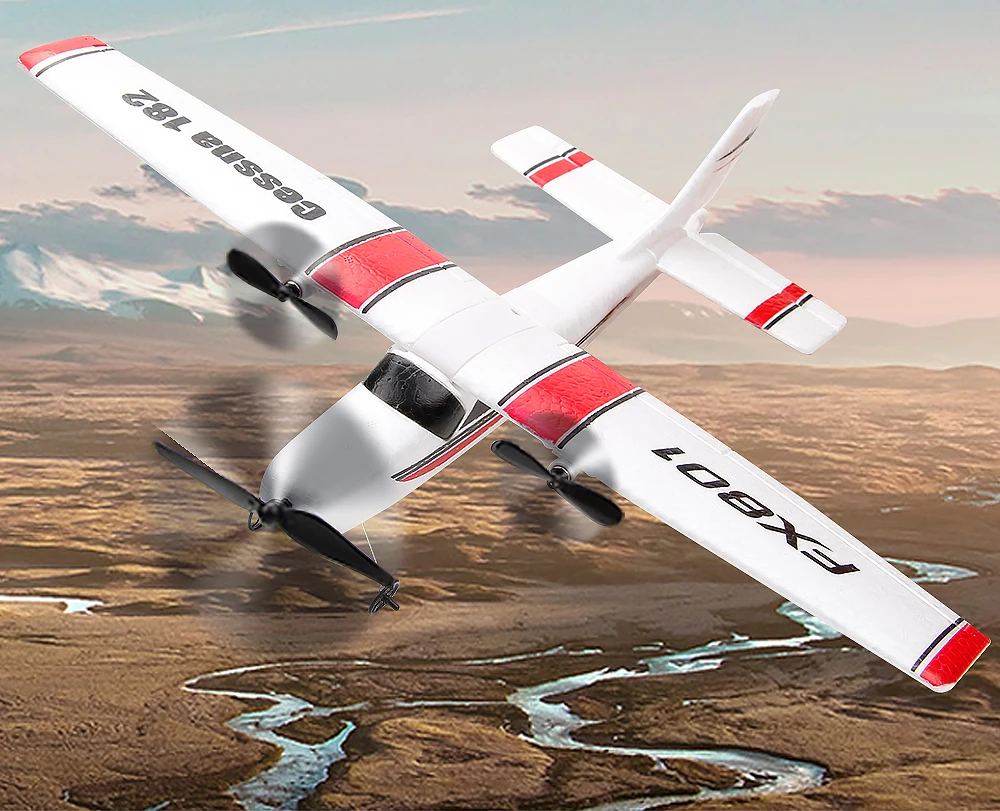 Click4Toys NUOTOLINIO PULTO VALDOMAS LĖKŠTUVAS CESSNA 182 RC + REMOTE