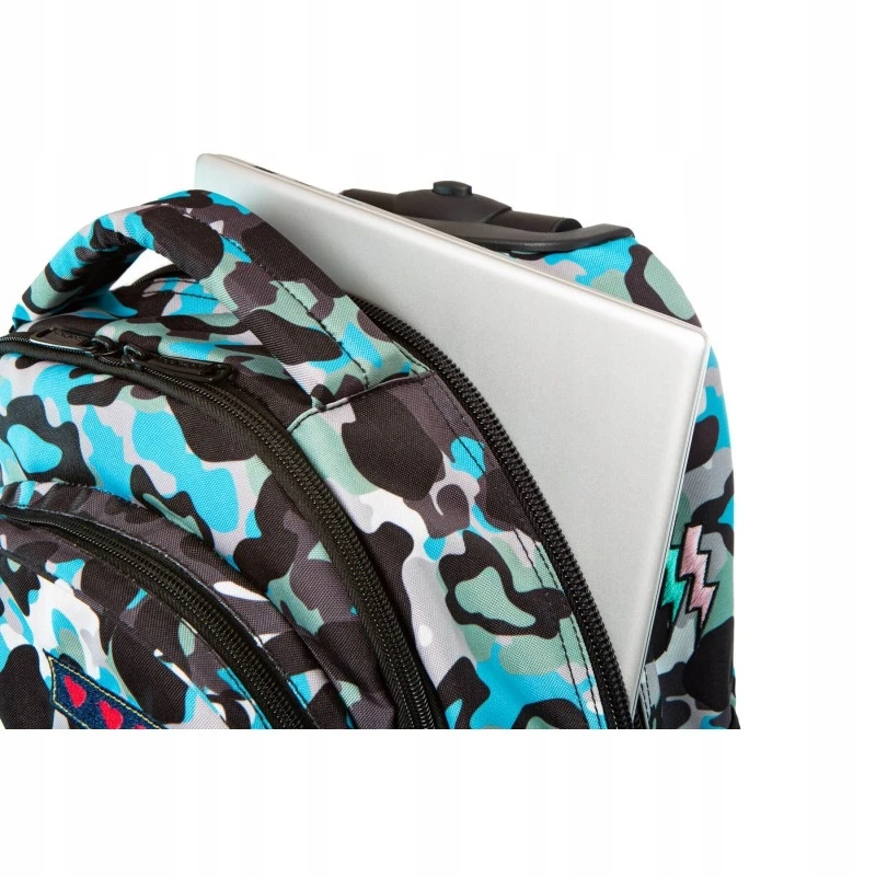 Cool Pack Coolpack kuprinė su ratukais 24l, mėlyna su kariniais motyvais