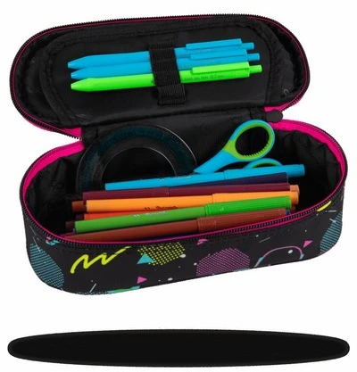 Cool Pack „Coolpack Penal“ be įrankių F062961. 22 cm x 10 cm. juodas