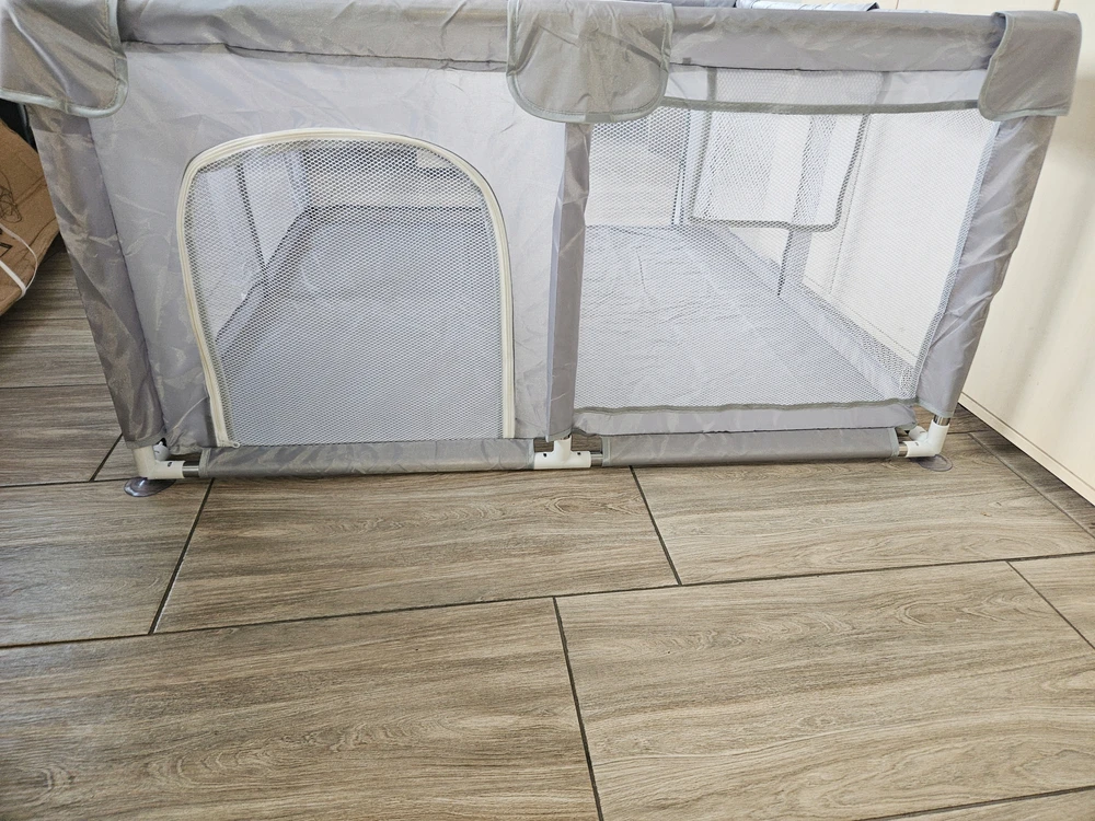 Costway Kojec vaikams, plac zabaw 120x120 cm, bezpieczny, materiał OXFORD