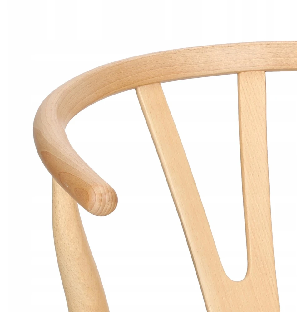 D2.DESIGN Natūrali rotango kėdė, įkvėpta „Wishbone“ dizaino