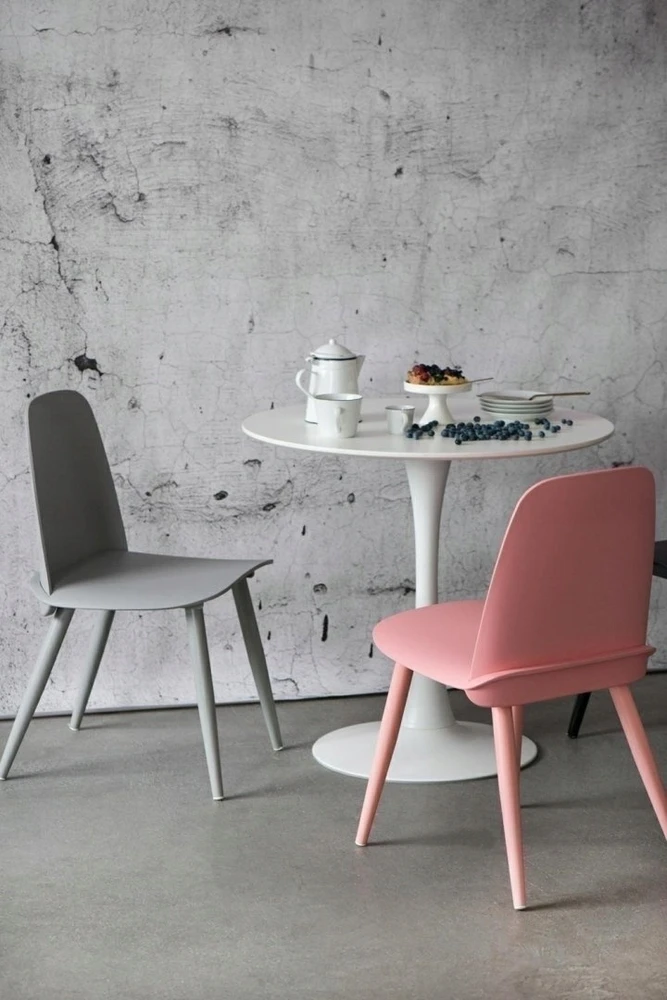 D2.Design Rožinė Rosse kėdė