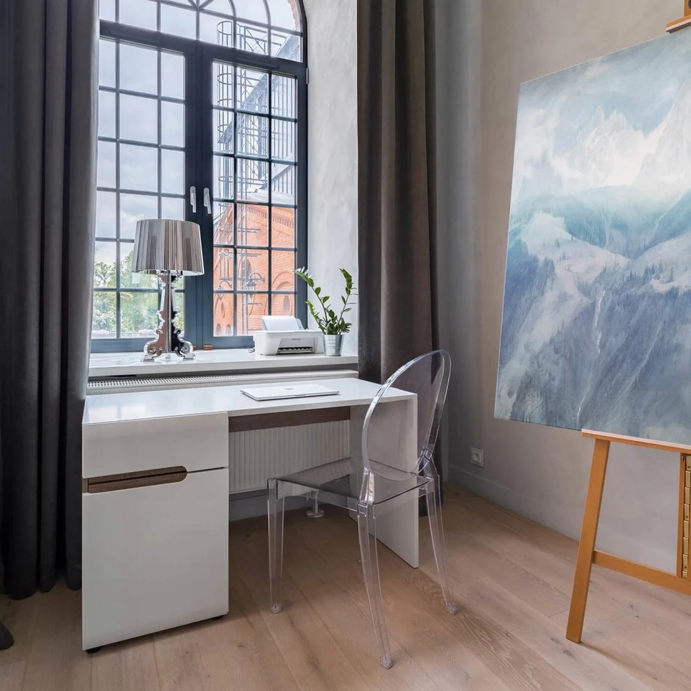 D2.DESIGN Kėdė Viki pilka permatoma