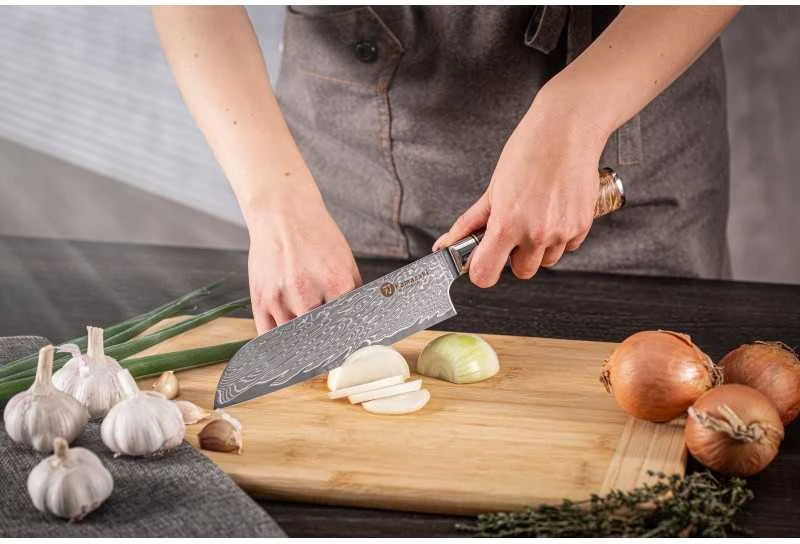 Damasko plieno peilis Kamazaki Santoku KZI205KN, 18 cm